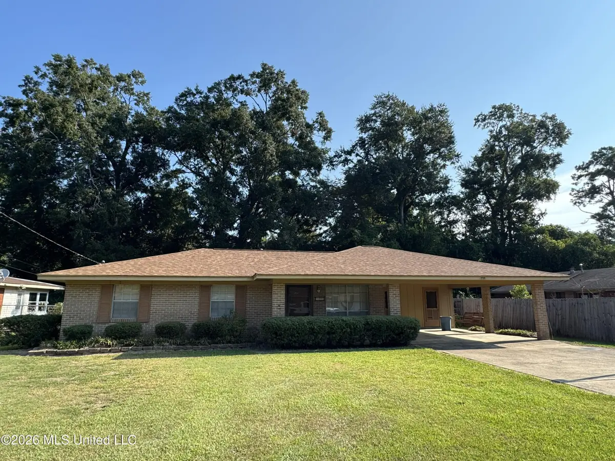 102 Brookfield Drive, Natchez, MS 39120 - #1