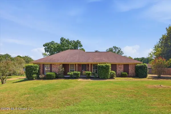 4263 Glennoak Circle, Byram, MS 39272