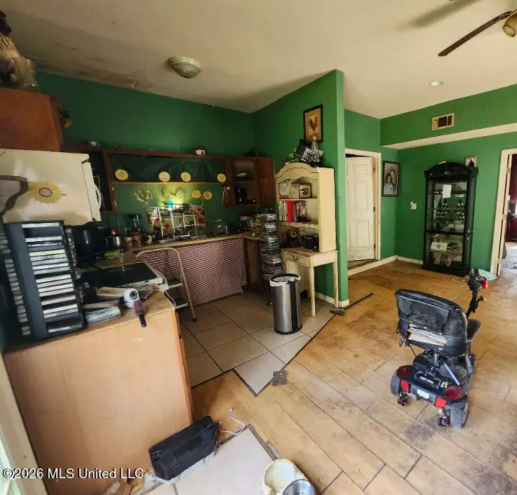 6186 E Lamar Street, Bay Saint Louis, MS 39520 - #3