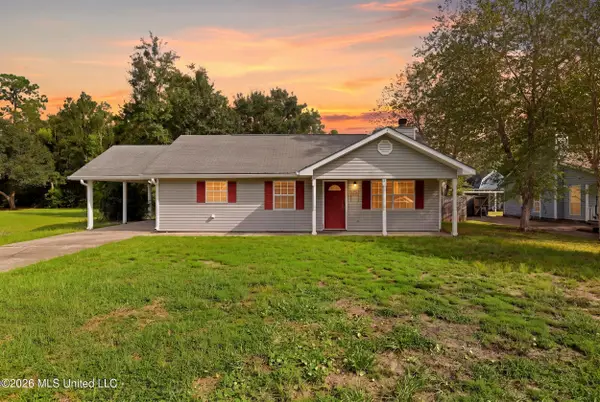 1004 Shipp Street, Waveland, MS 39576