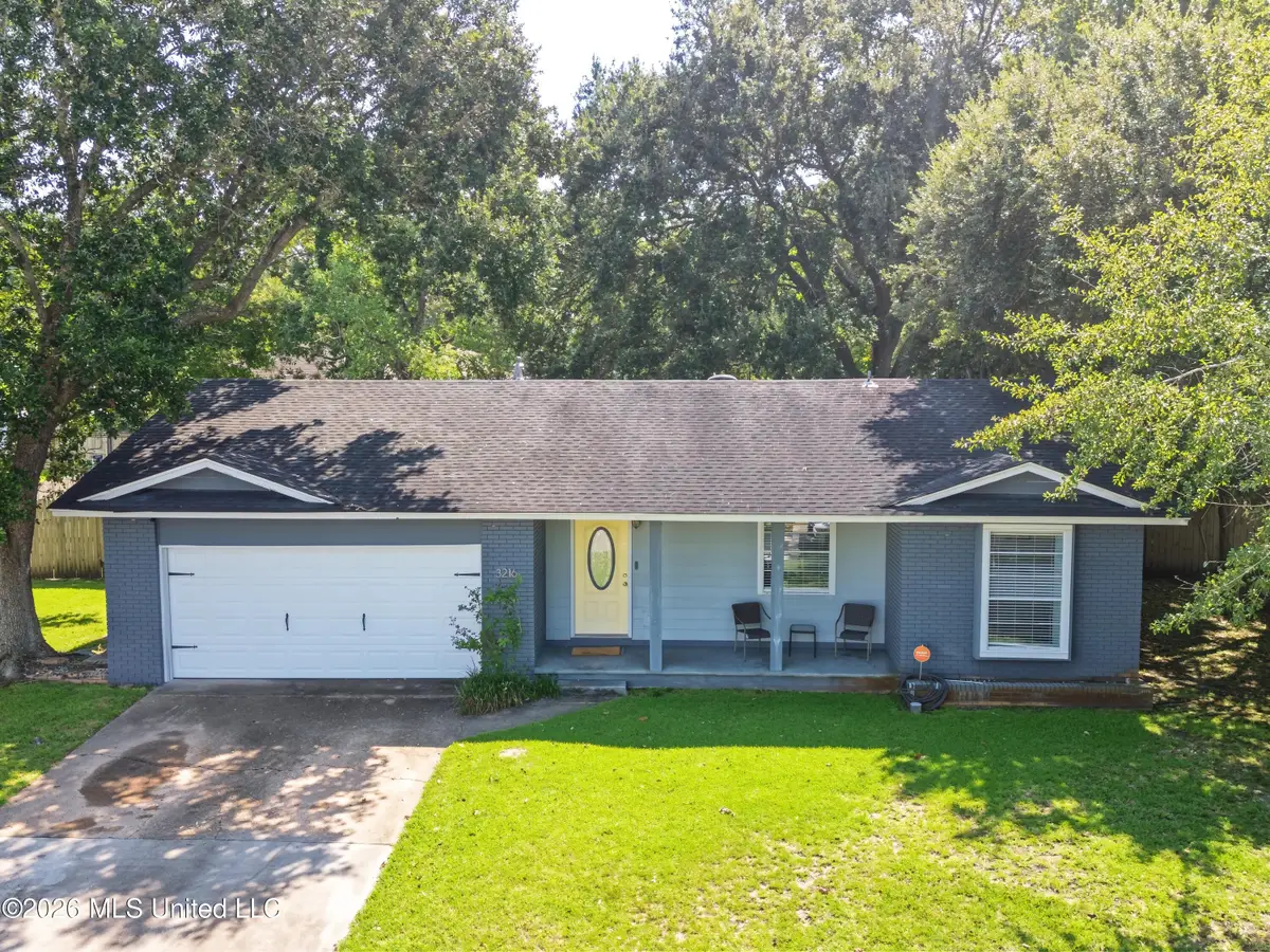 3216 Cumberland Road, Ocean Springs, MS 39564 - #1