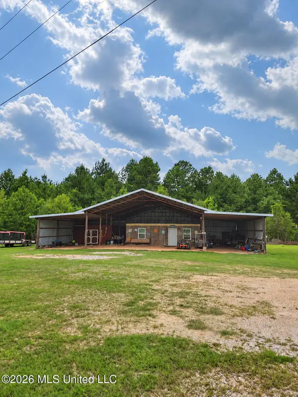 562 Restertown Road, Poplarville, MS 39470