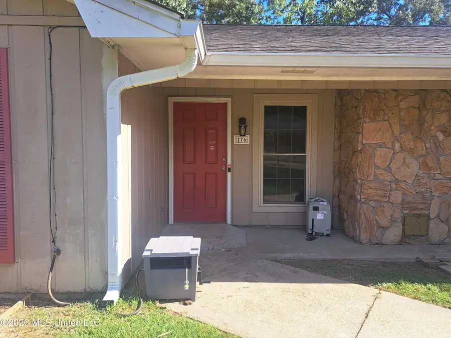 176 Crossover Drive, Brandon, MS 39042 - #2