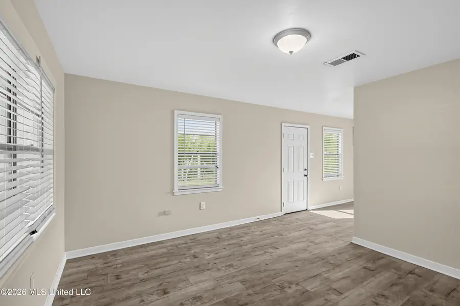 1334 Whispering Oaks Cove, Jackson, MS 39212 - #3