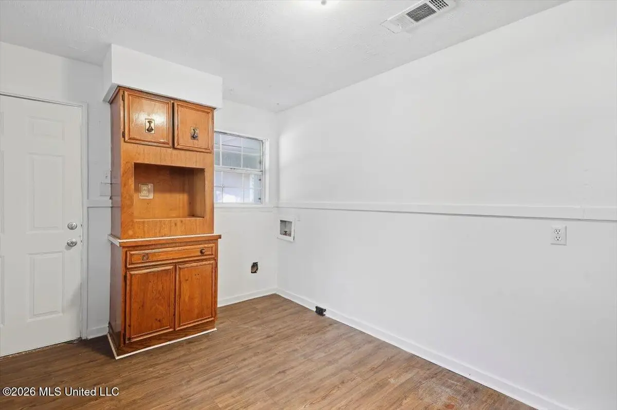 3058 Woodside Drive, Jackson, MS 39212 - #1