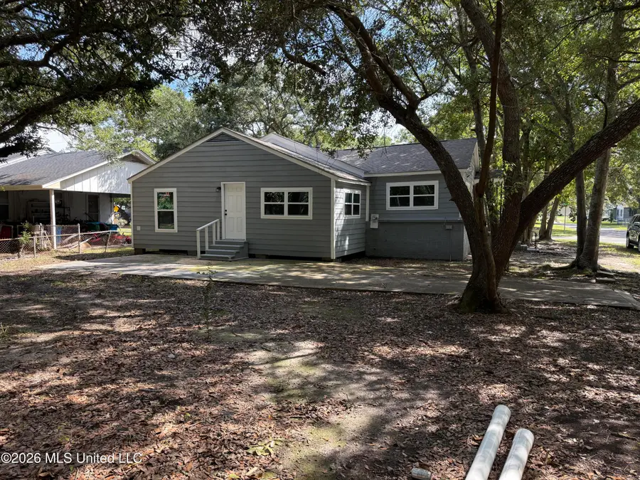 1811 Wilson Avenue, Pascagoula, MS 39567 - #3