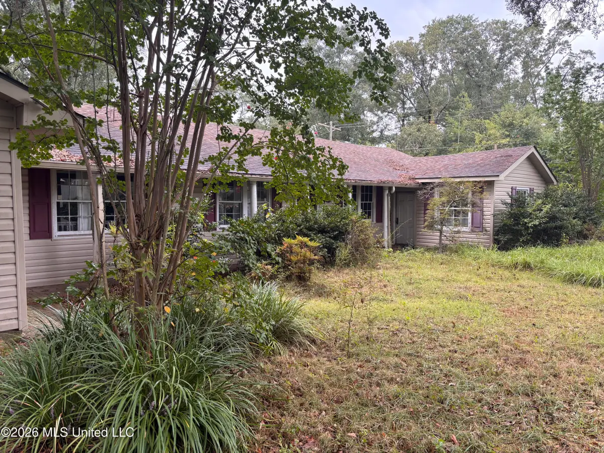 727 N James Avenue, McComb, MS 39648 - #1