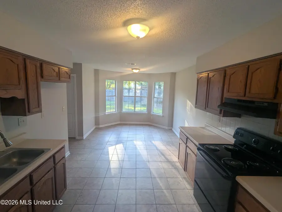 7080 Redfern Drive, Horn Lake, MS 38637 - #2