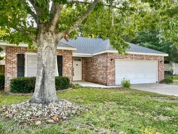913 Park Row Avenue, Long Beach, MS 39560