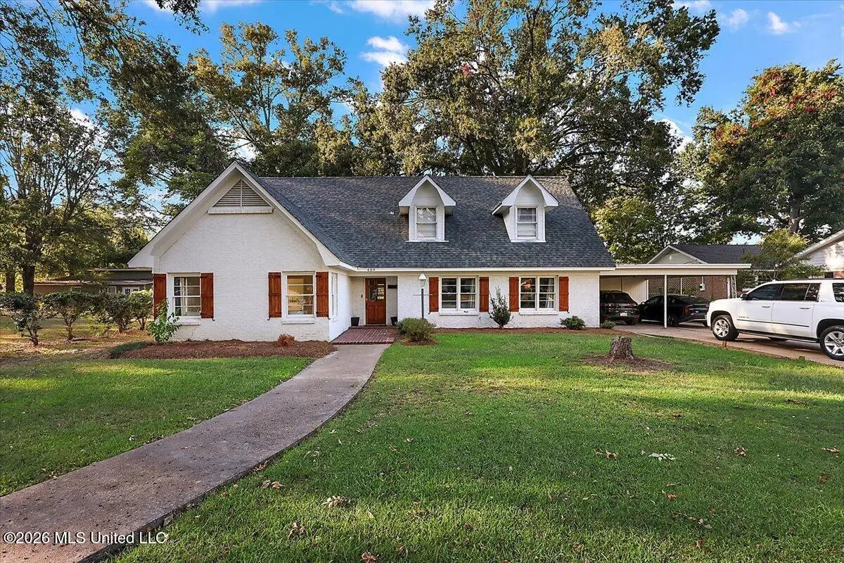 409 E Park Avenue, Greenwood, MS 38930 - #1