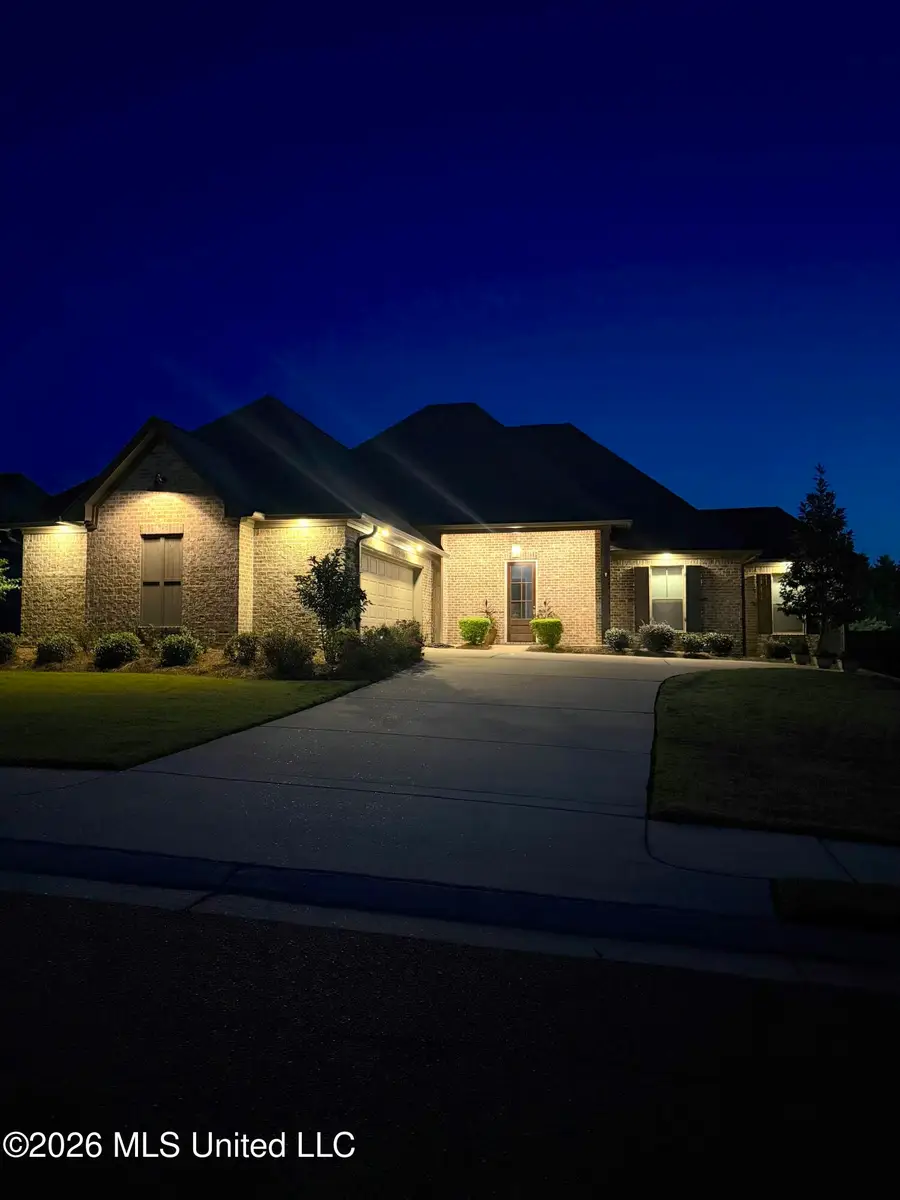 203 Ashbury Cove, Canton, MS 39046 - #3