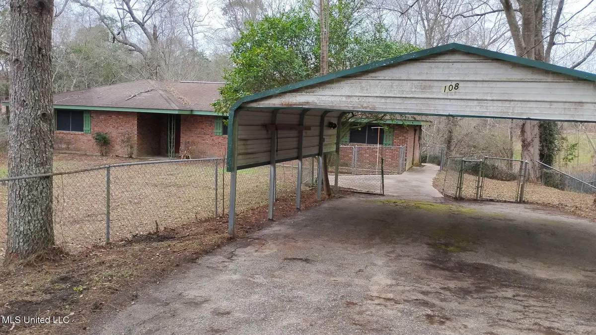 108 Aubrey Aden Road, Carriere, MS 39426 - #1
