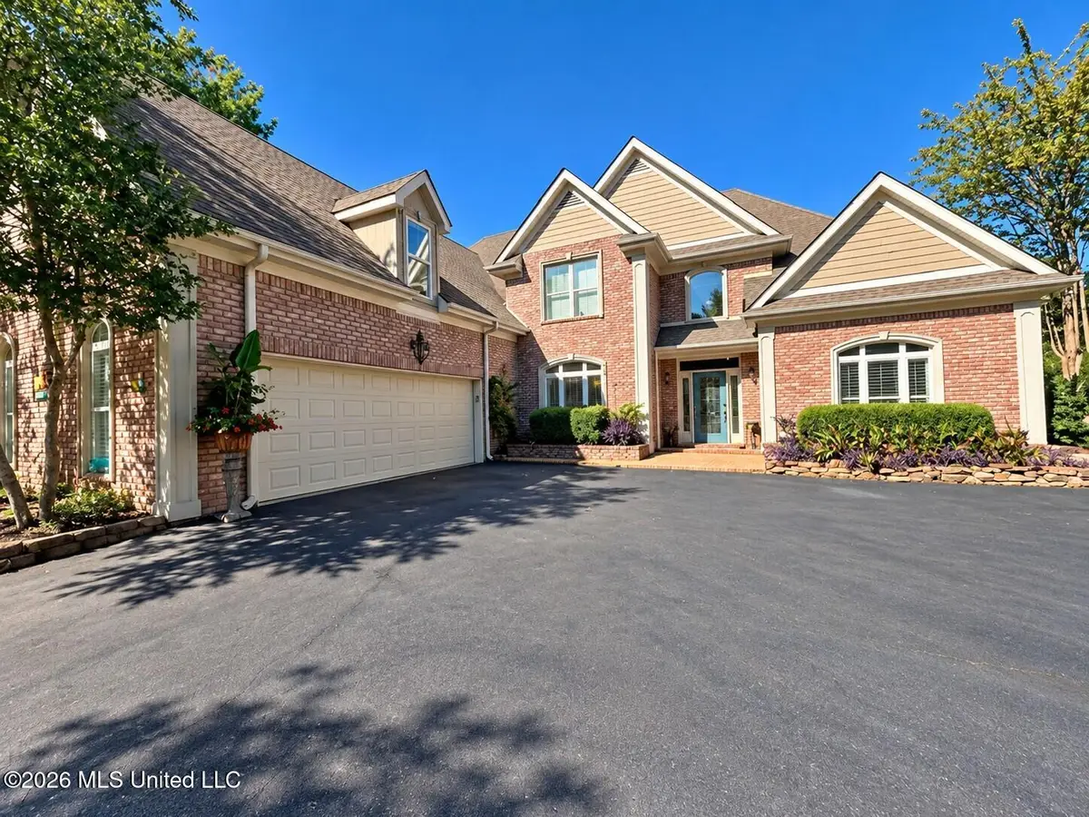 12520 Whispering Pines Drive, Olive Branch, MS 38654 - #1