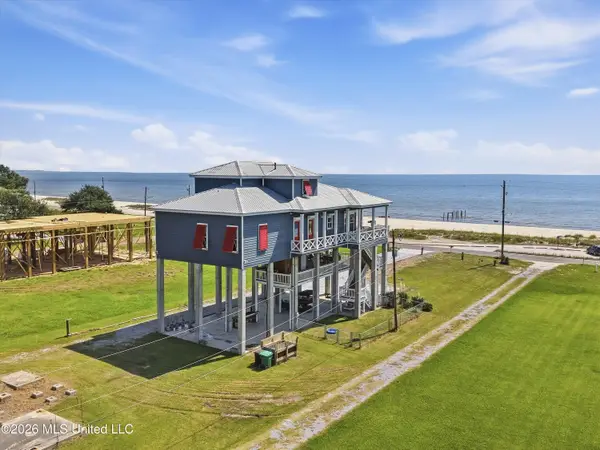 229 N Beach Boulevard, Waveland, MS 39576