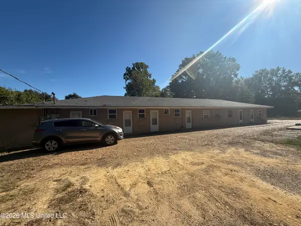 302 Martin Luther King Drive, McComb, MS 39648