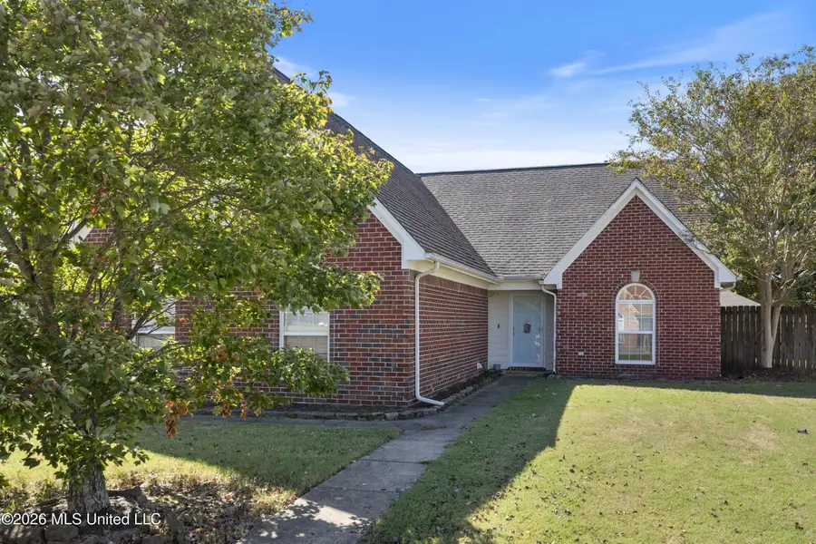 6655 Red Hawk Cove, Olive Branch, MS 38654 - #2