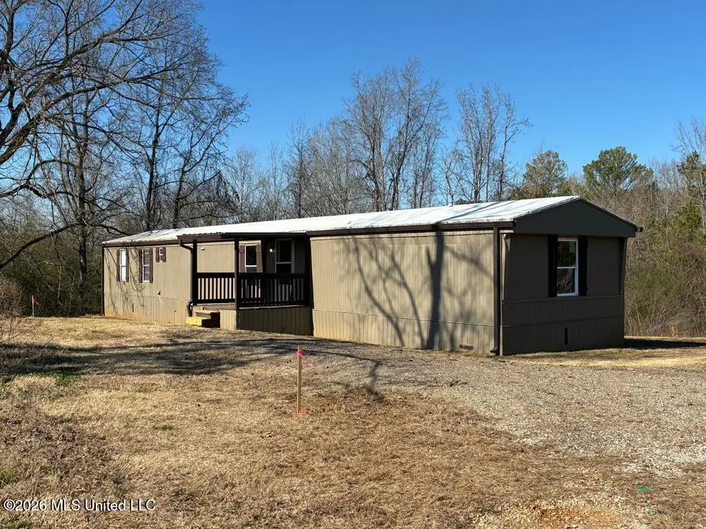 1055 County Road 222, Blue Springs, MS 38828 - #1