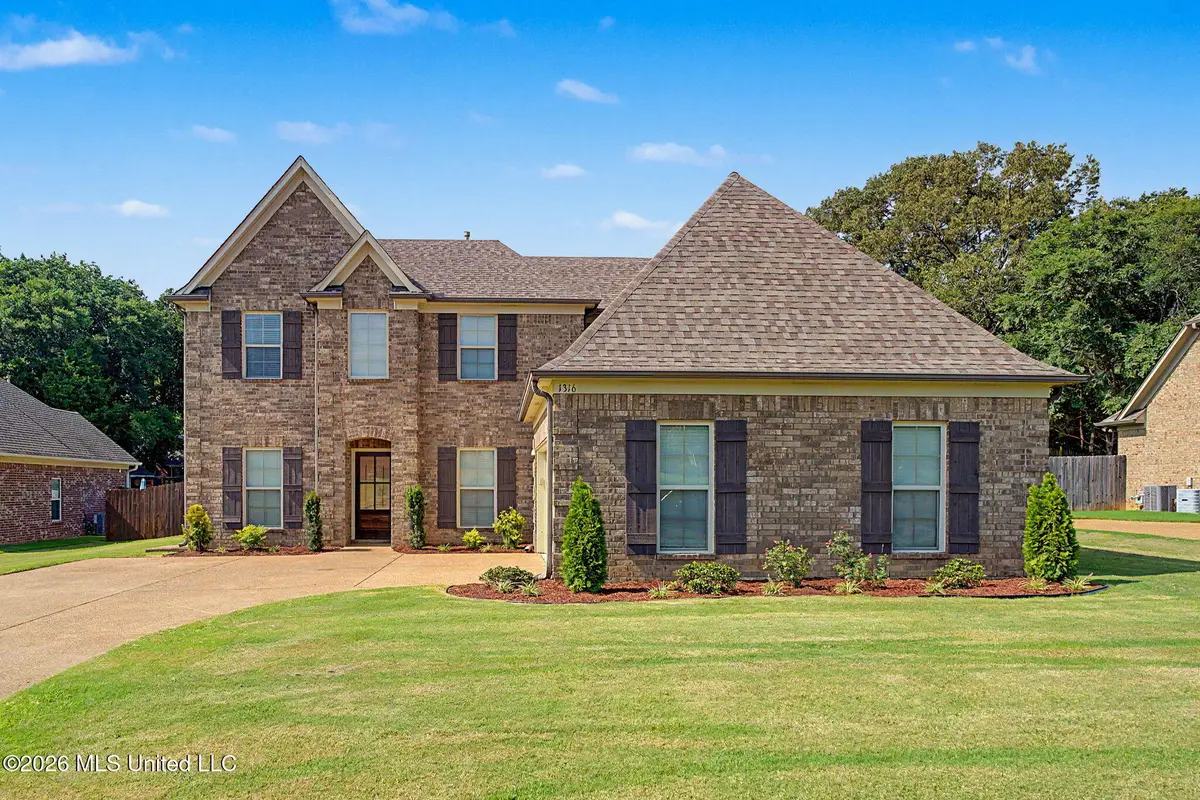 1316 N Heritage Circle, Hernando, MS 38632 - #1