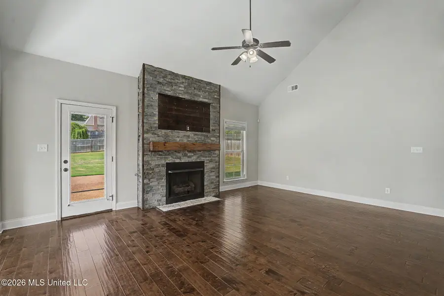 1316 N Heritage Circle, Hernando, MS 38632 - #2