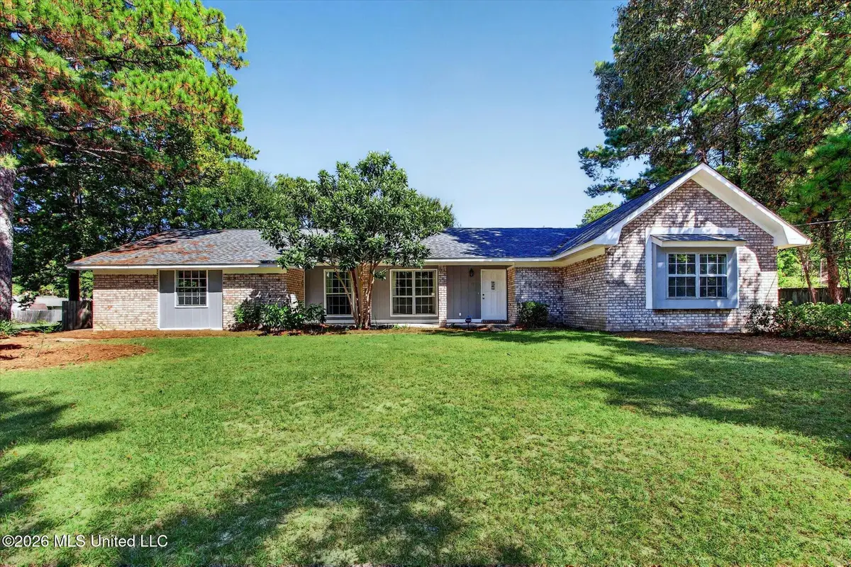 147 Somerset Drive, Hattiesburg, MS 39402 - #1