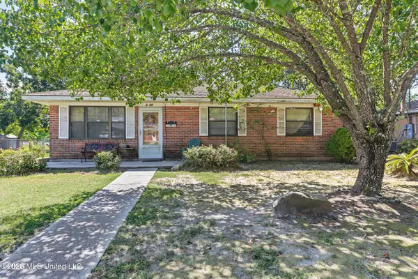 2006 Collins Boulevard, Gulfport, MS 39507