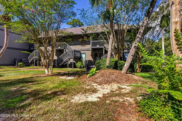 106 Lanai, Diamondhead, MS 39525