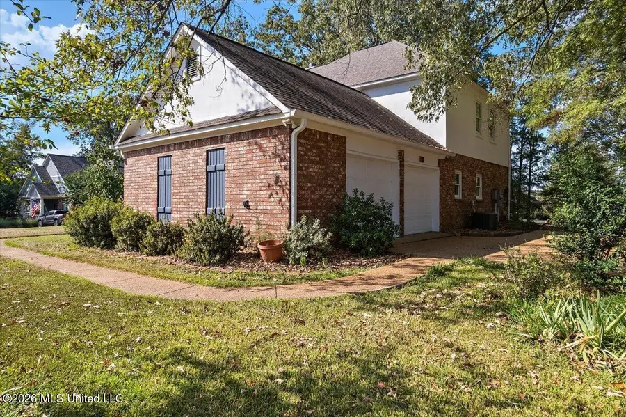 150 Lake Ridge Drive, Madison, MS 39110 - #3