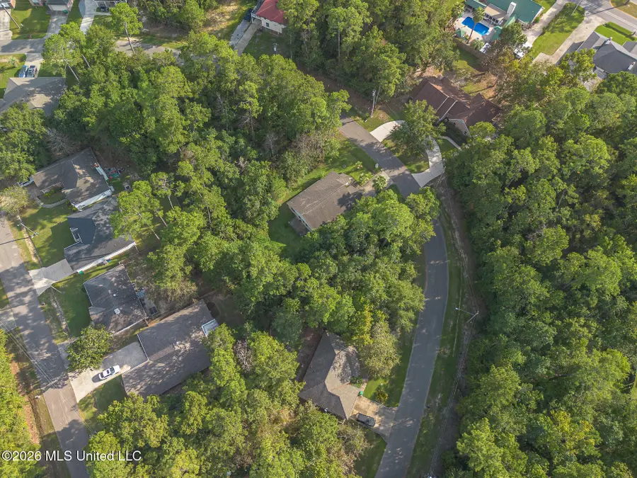 7310 Ieke Circle, Diamondhead, MS 39525 - #2