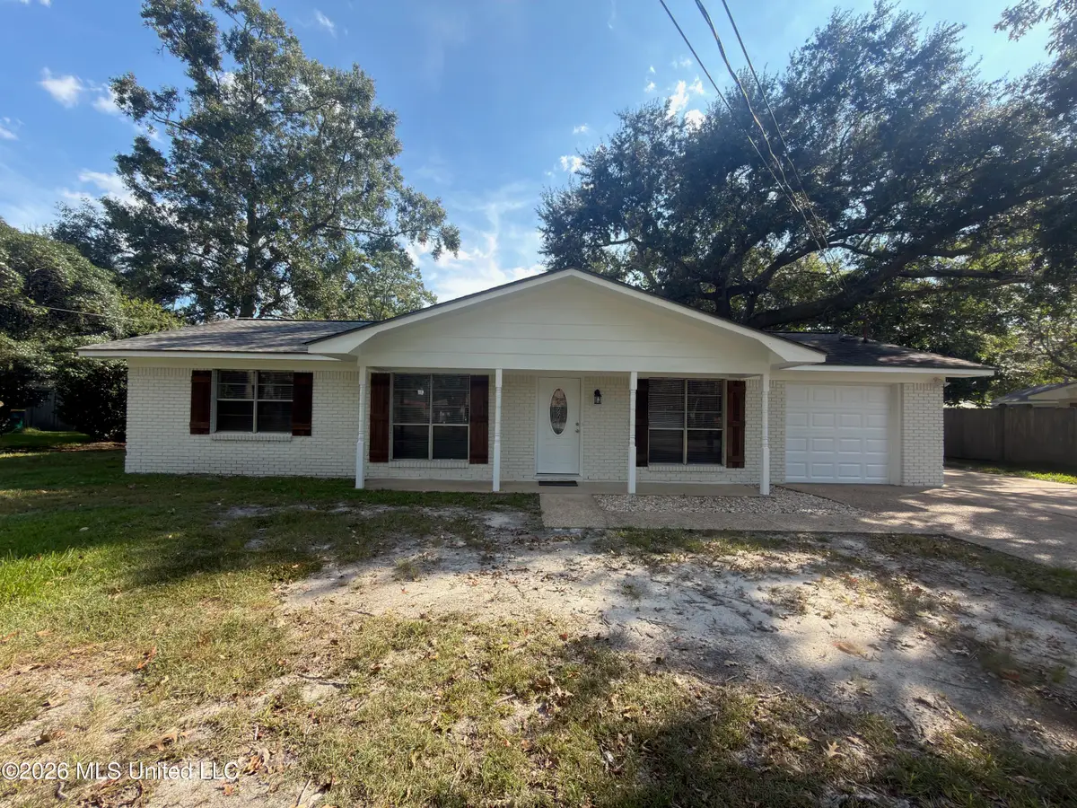 905 Laura Street, Long Beach, MS 39560 - #1