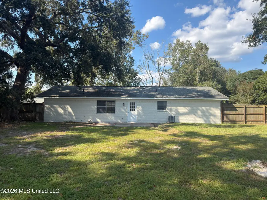 905 Laura Street, Long Beach, MS 39560 - #2