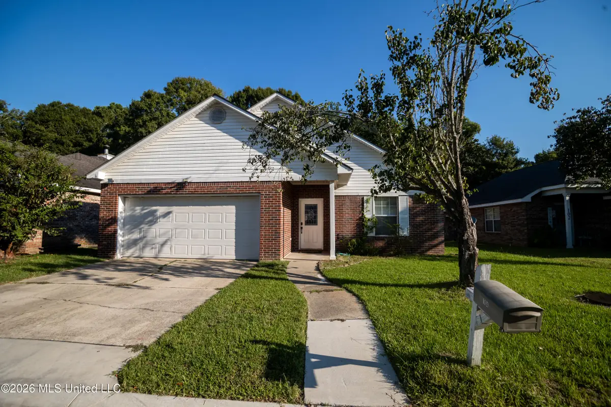 104 Canal Street, Gulfport, MS 39507 - #1