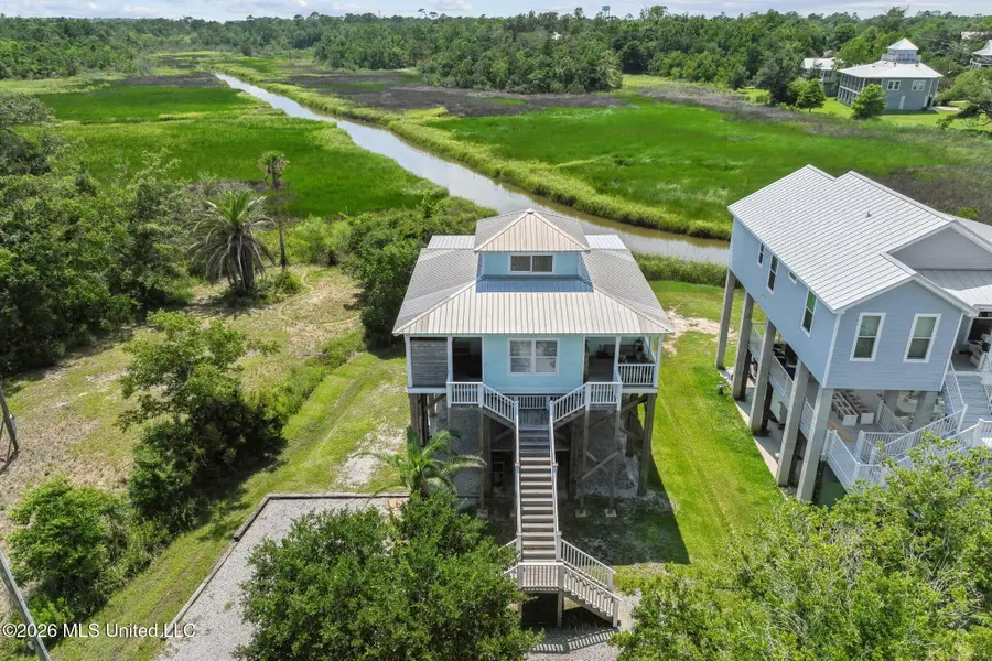 762 N 2nd Street, Bay Saint Louis, MS 39520 - #2