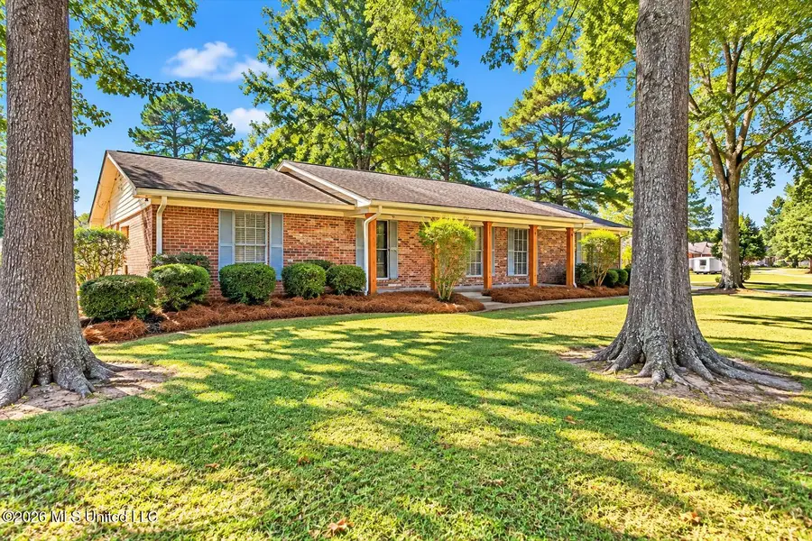 1302 Sunset Drive, Canton, MS 39046 - #2