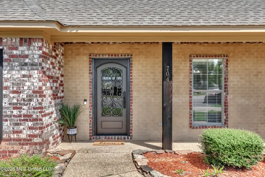 704 Pecan Court, Brandon, MS 39042 - #2