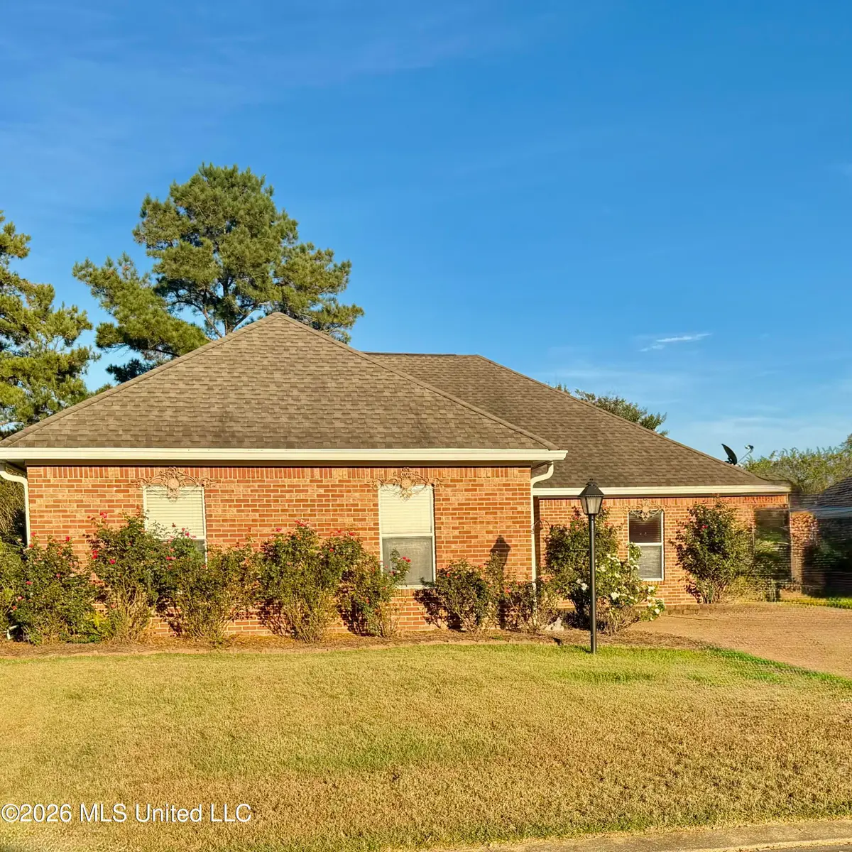 18 Old Bridge Cove, Byram, MS 39272 - #1