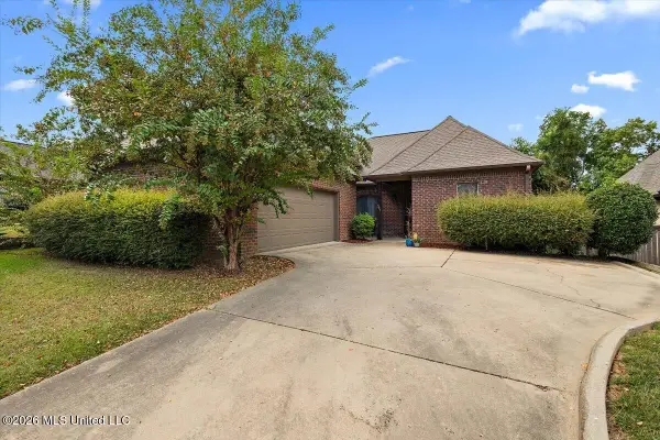 307 Carr Meadow Drive, Ridgeland, MS 39157