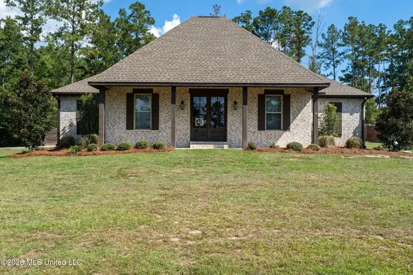 21 Higgins Cutoff Road, Sumrall, MS 39482
