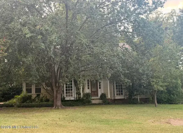 101 W Lawson Street, Clinton, MS 39056
