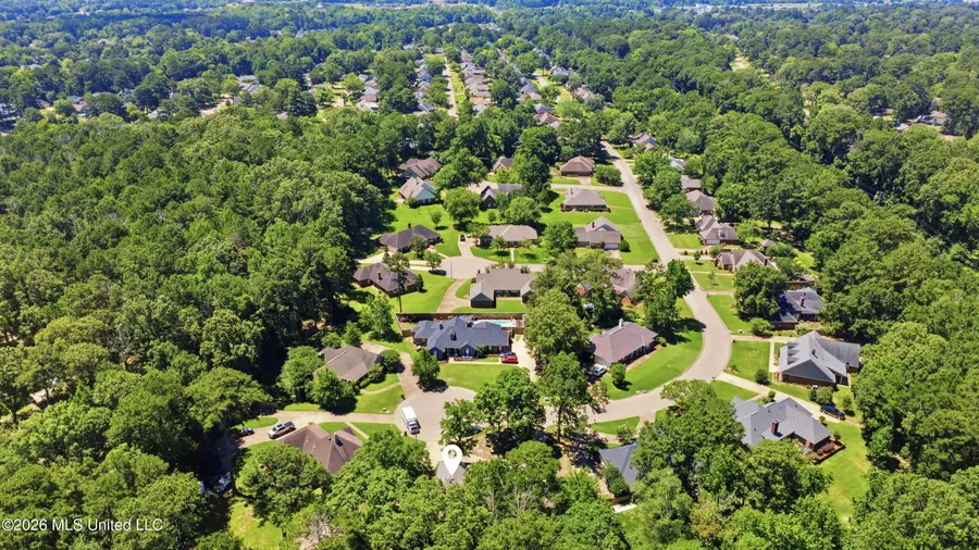 409 Fawnwood Drive, Brandon, MS 39042 - #3