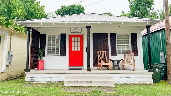 623 N Wall Street, Natchez, MS 39120