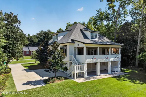 1305 Fort Street, Ocean Springs, MS 39564