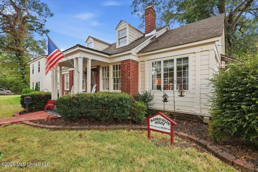 203 Jefferson Street, Clinton, MS 39056 - #2