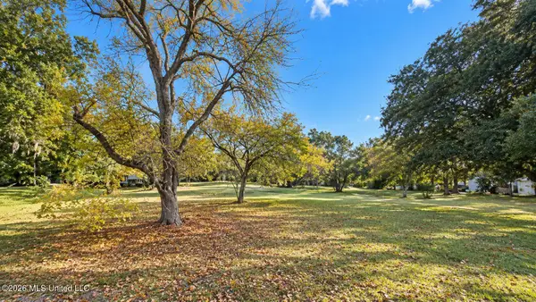 110 Beverly Drive, Bay Saint Louis, MS 39520