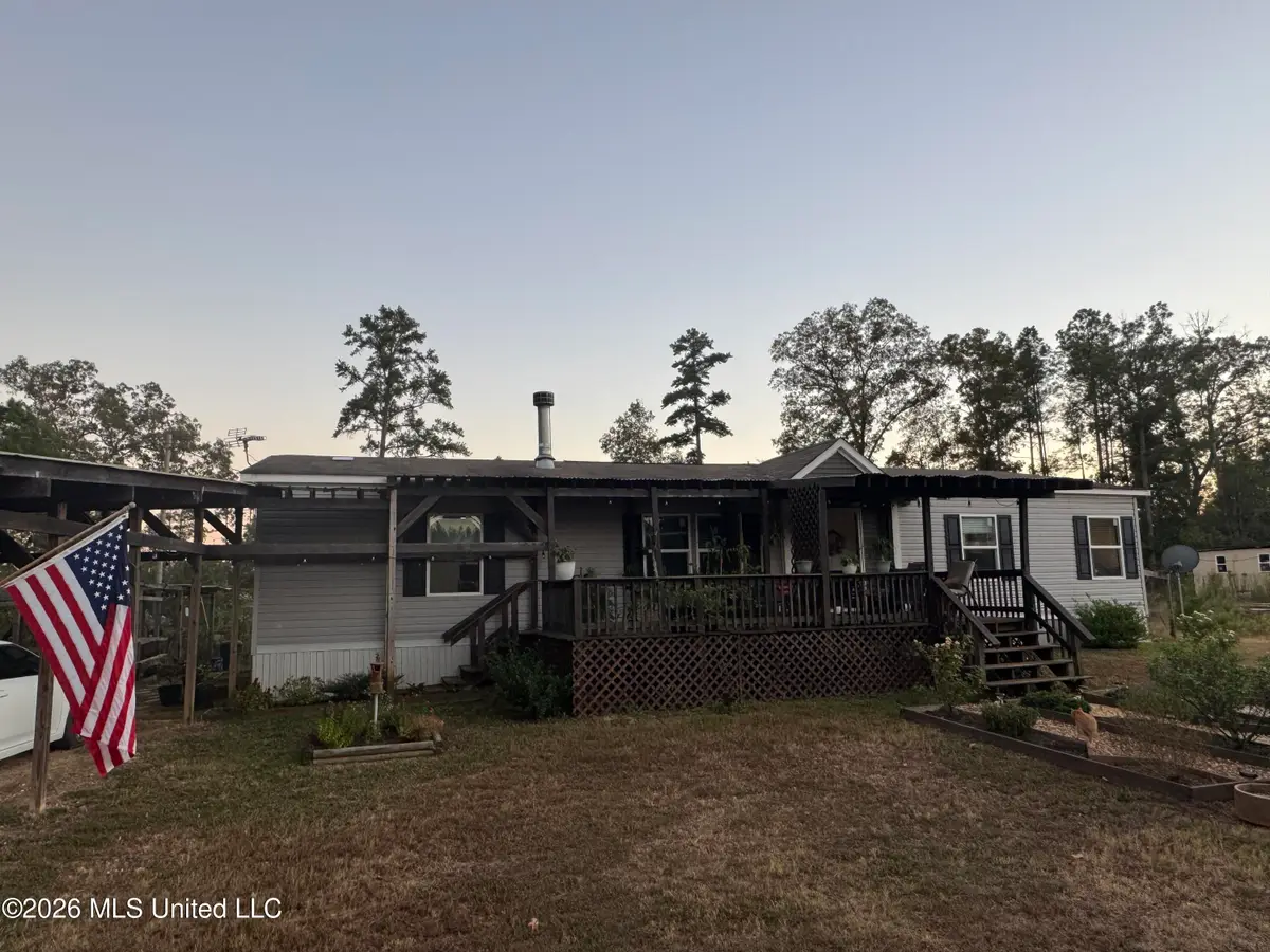 1015 Saint Anne Road, Carthage, MS 39051 - #1