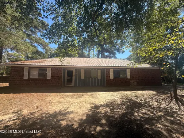 2904 Marwood Drive, Jackson, MS 39212