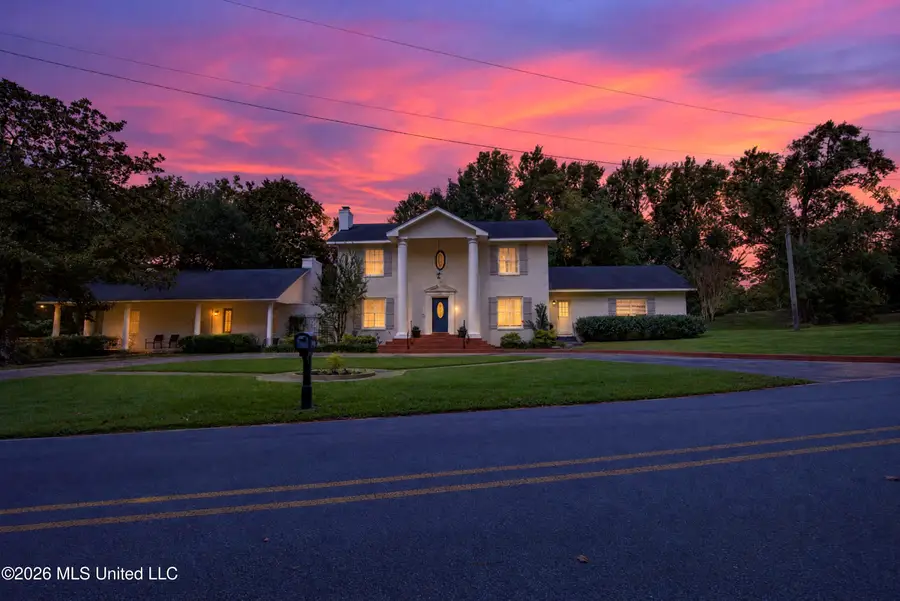 5817 Shore Drive, Ocean Springs, MS 39564 - #2