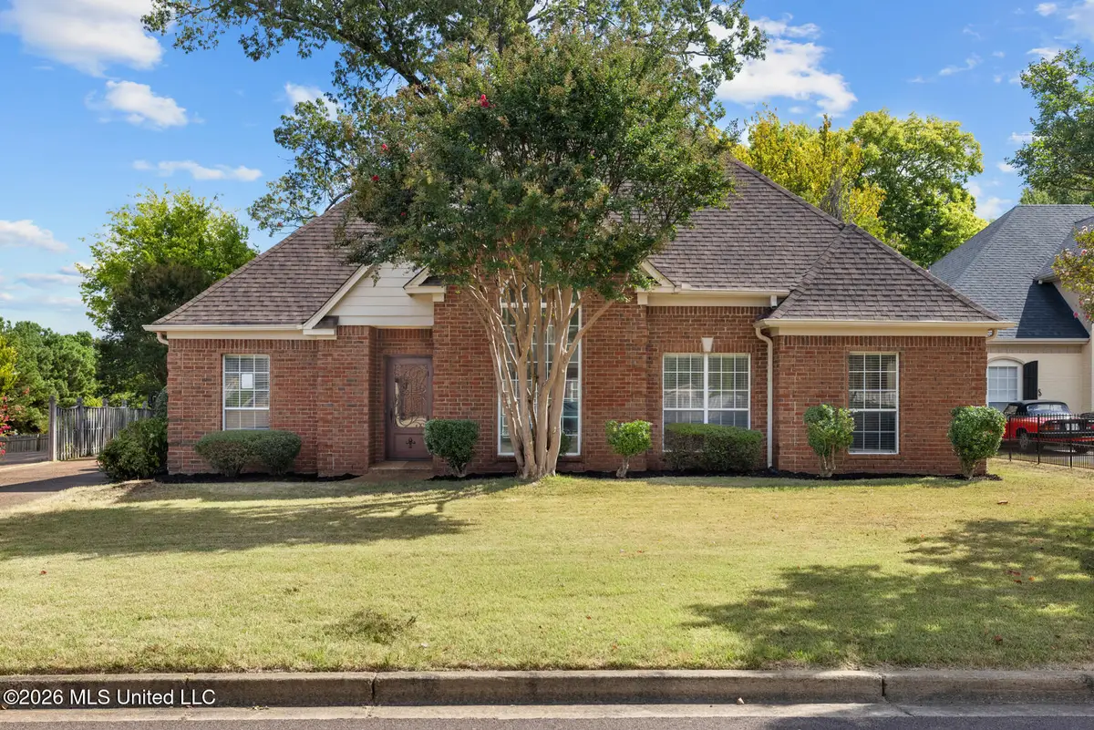 7204 Golden Oaks Loop, Southaven, MS 38671 - #1