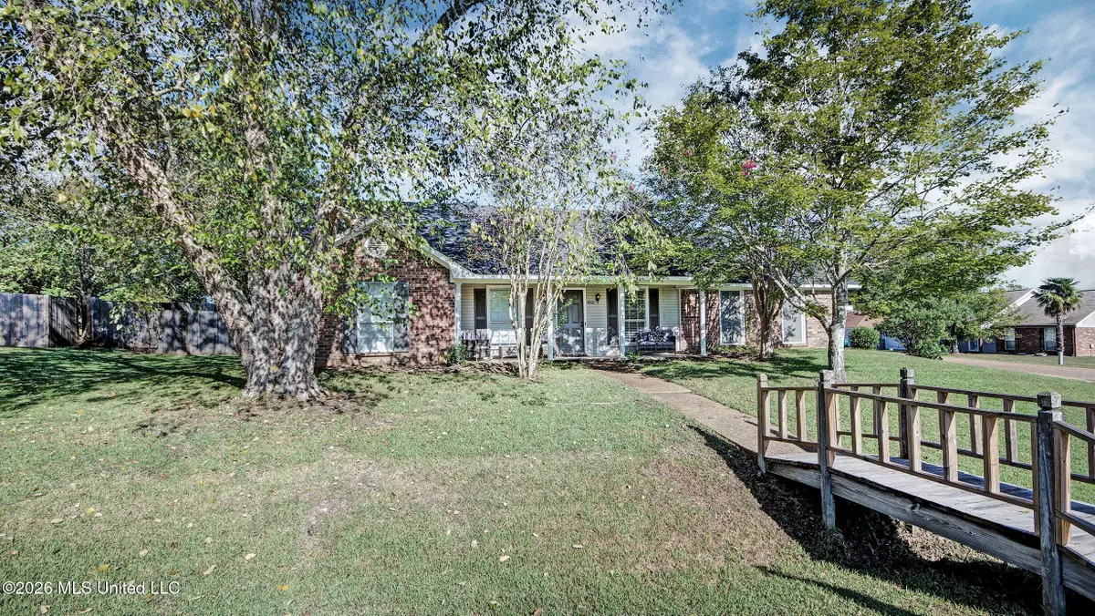 4262 Glennoak Circle, Byram, MS 39272 - #1
