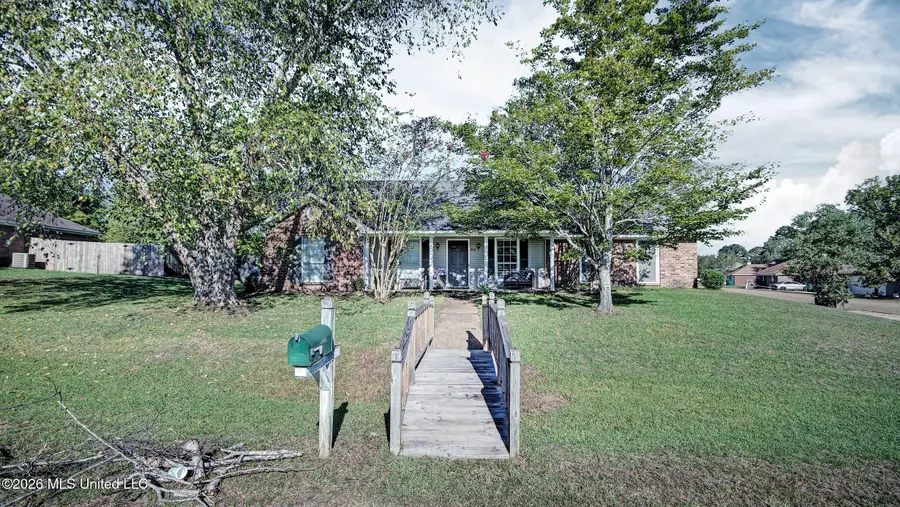 4262 Glennoak Circle, Byram, MS 39272 - #2