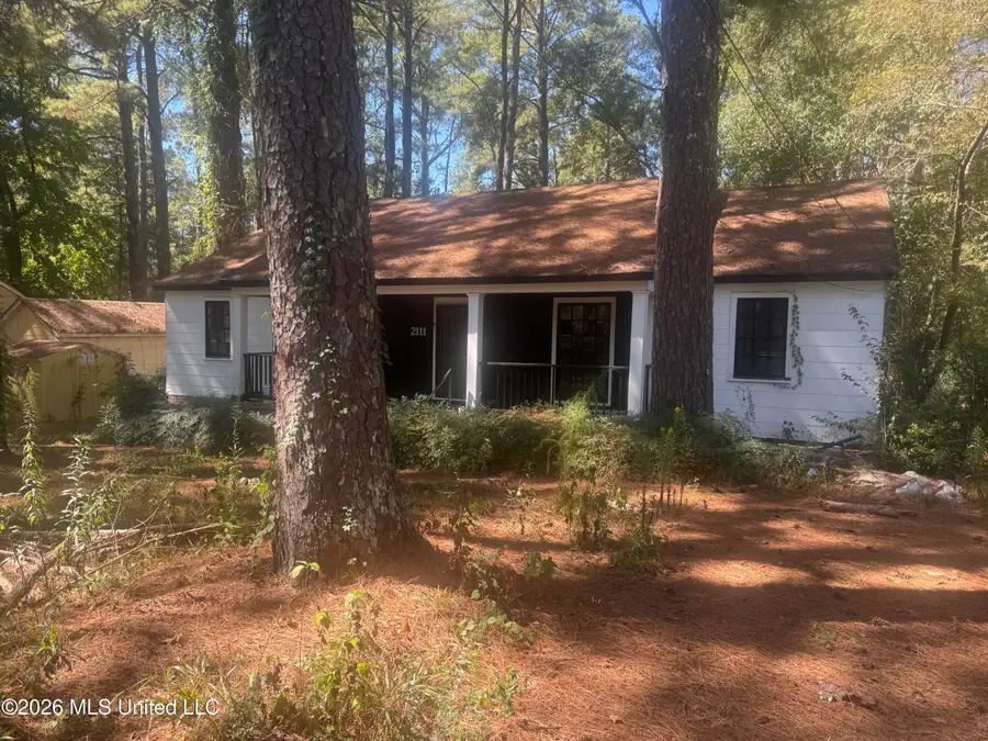 2111 East Drive, Jackson, MS 39204 - #3